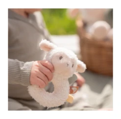 Little Dutch Soft Sheep Ringrattle - Little Farm -Little Dutch Frame3 2024 01 03T091010.321