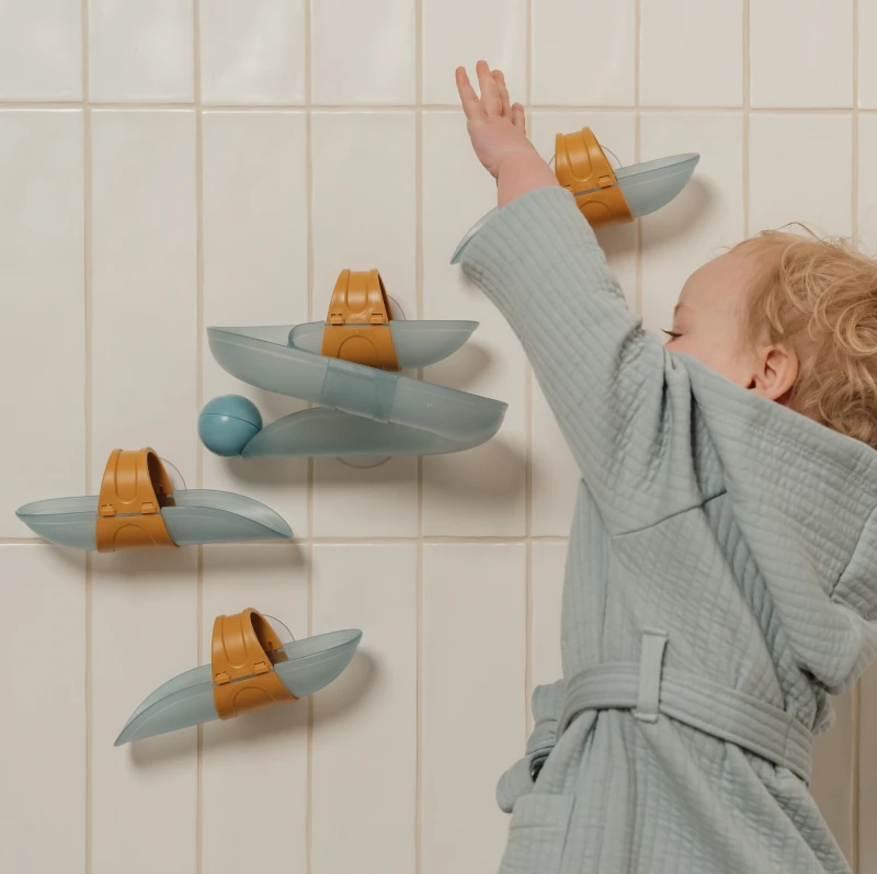 Little Dutch Bathtub Ball Track - Blue 4 Little Dutch Bathtub Ball Track - Blue - Image 4