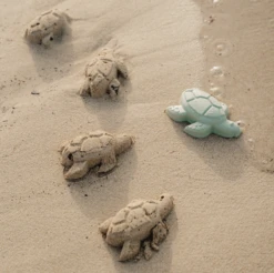 Little Dutch Beach 3pcs Set - Sailors Bay -Little Dutch Frame3 2024 02 16T113624.405