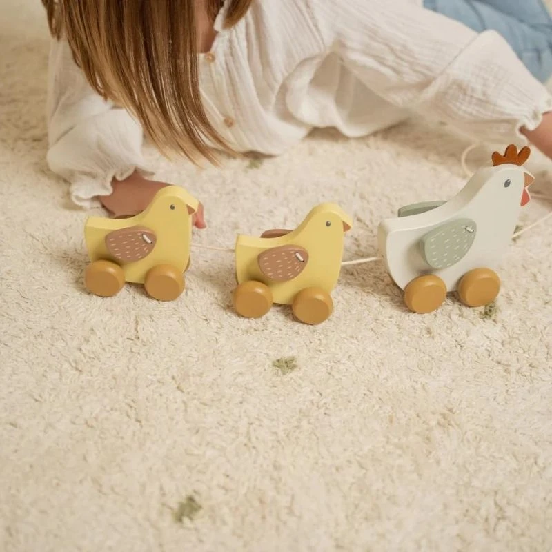 Little Dutch Pull Along Chickens 2 Little Dutch Pull Along Chickens - Image 2